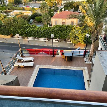 Апартаменты Elegant 2+1 Flat In The Heart Of Kyrenia + Wifi Экстерьер фото