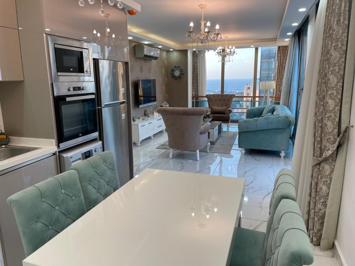 Апартаменты Elegant 2+1 Flat In The Heart Of Kyrenia + Wifi Экстерьер фото