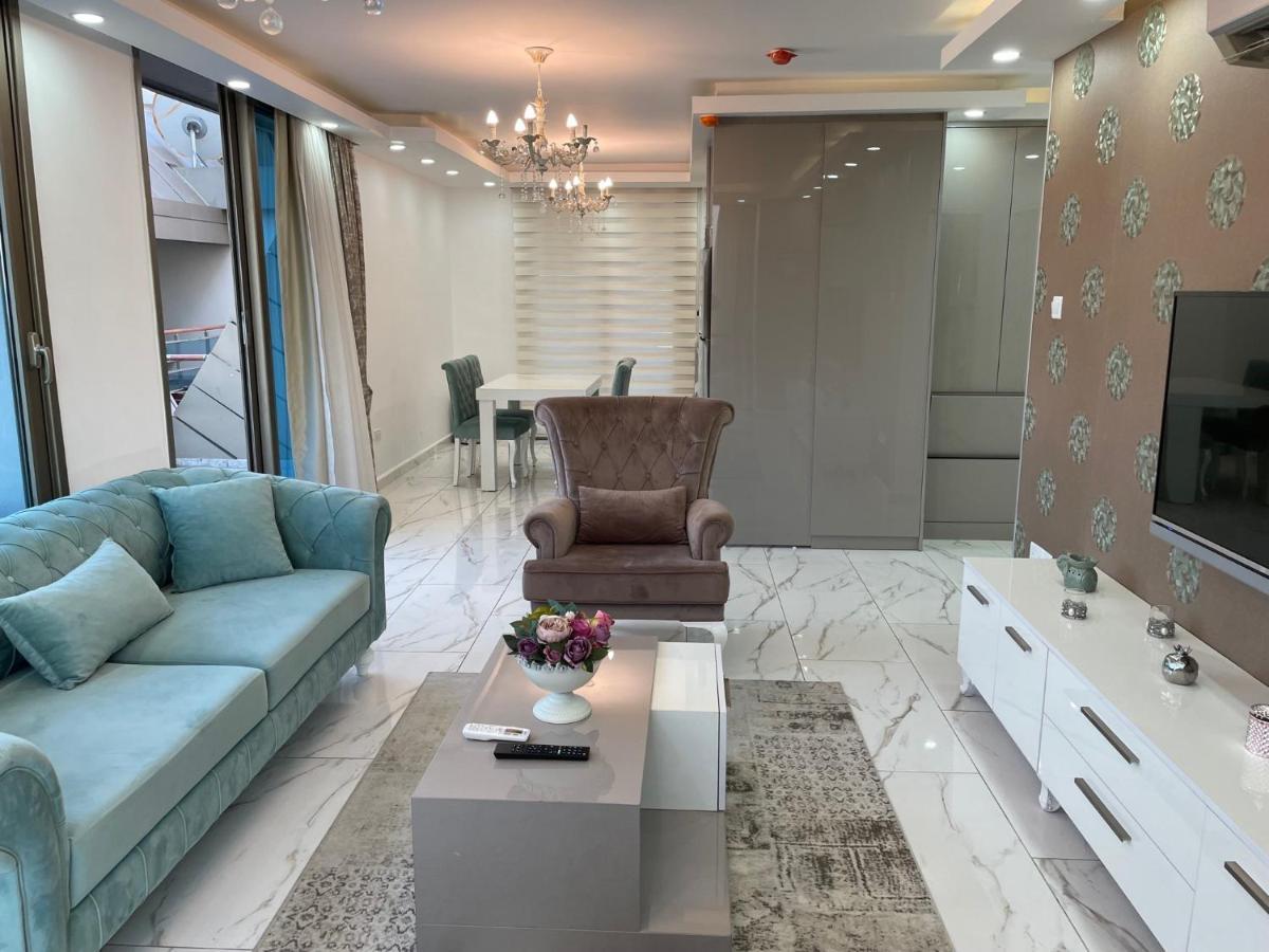 Апартаменты Elegant 2+1 Flat In The Heart Of Kyrenia + Wifi Экстерьер фото